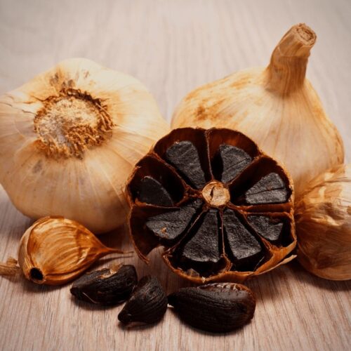 b2ap3_large_Health-Benefits-of-Black-Garlic-Cover-Image